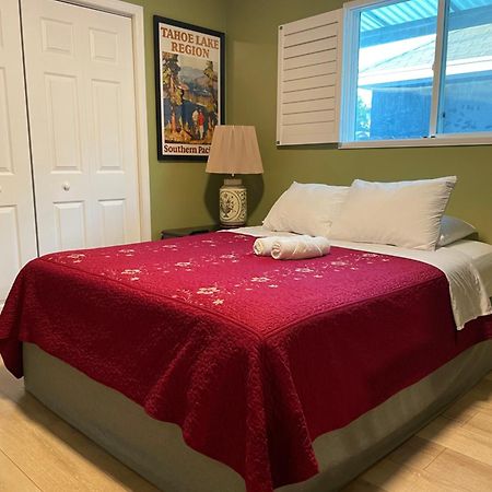 Private La Bedroom W Private Half-Bathroom - Ac - Wifi - Private Fridge -Smart Tv Los Angeles Esterno foto