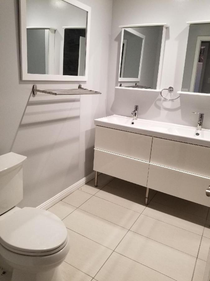 Private La Bedroom W Private Half-Bathroom - Ac - Wifi - Private Fridge -Smart Tv Los Angeles Esterno foto