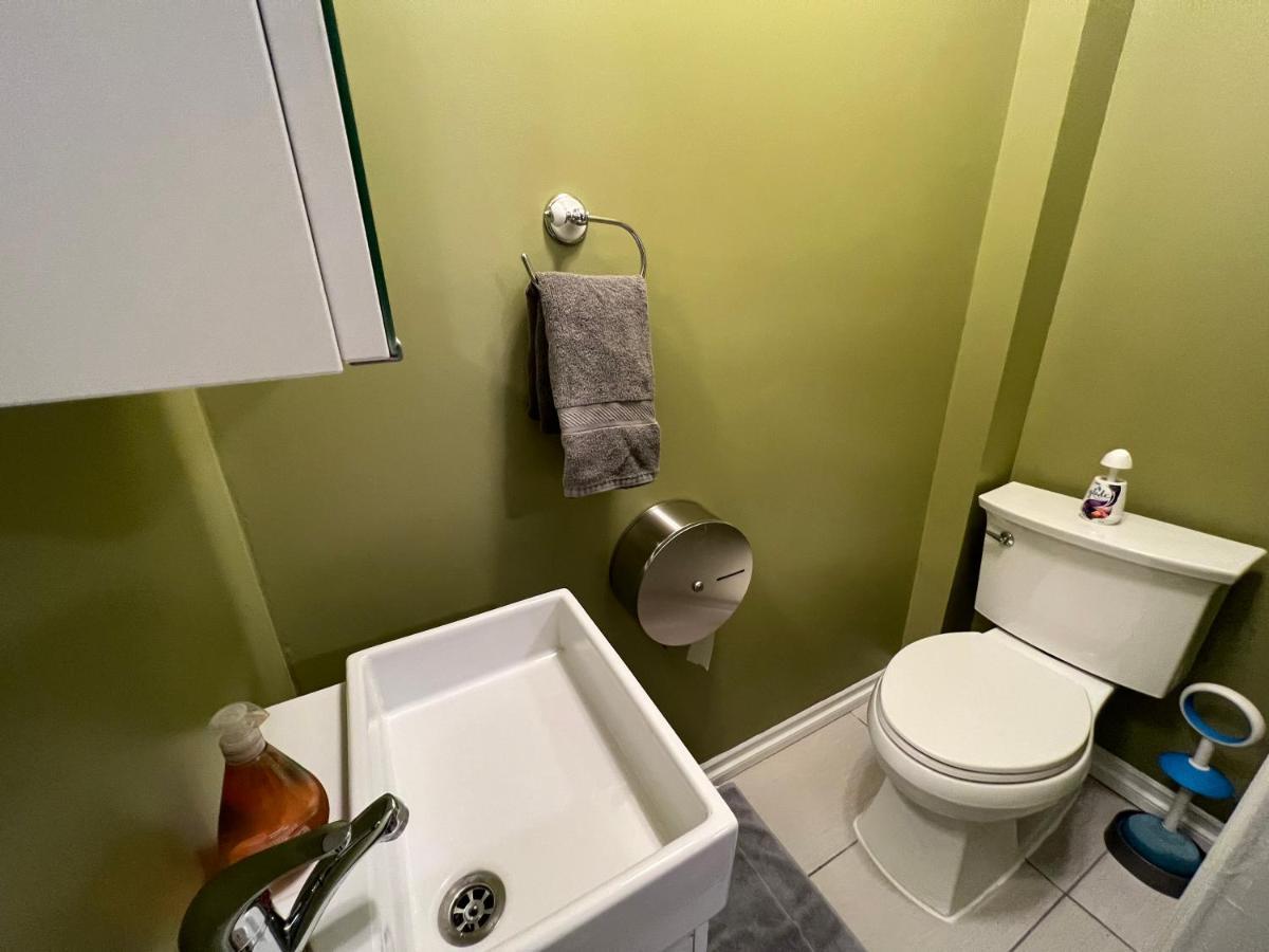 Private La Bedroom W Private Half-Bathroom - Ac - Wifi - Private Fridge -Smart Tv Los Angeles Esterno foto