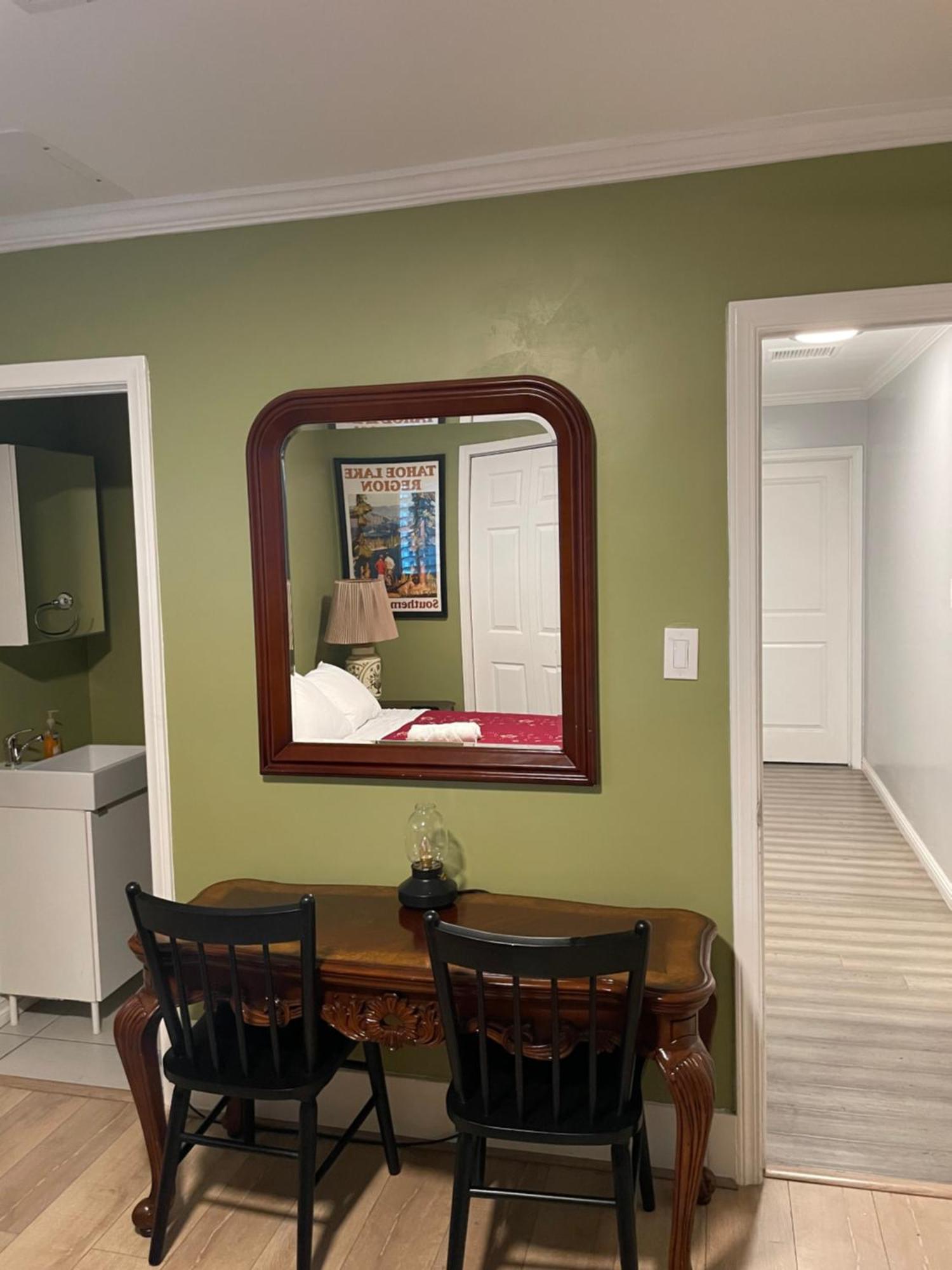 Private La Bedroom W Private Half-Bathroom - Ac - Wifi - Private Fridge -Smart Tv Los Angeles Esterno foto